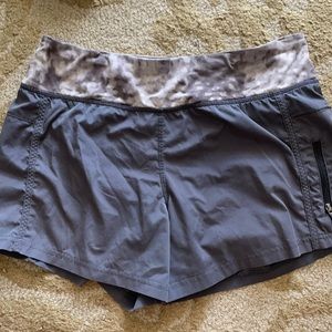 Lululemon shorts, mid rise, 4”